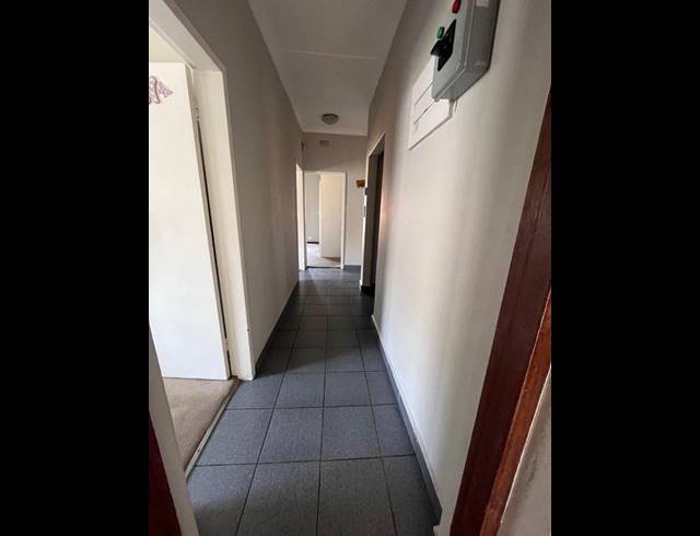 4 BEDROOM HOUSE FOR SALE IN FISHERS HILL